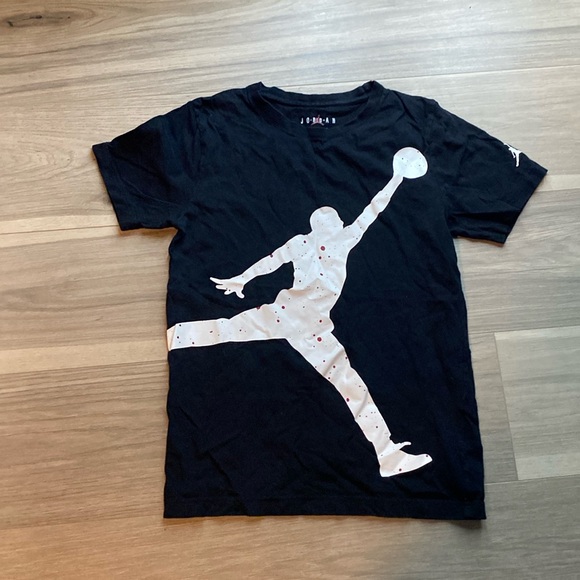 Boys jordan t shirt size youth L - Picture 1 of 2